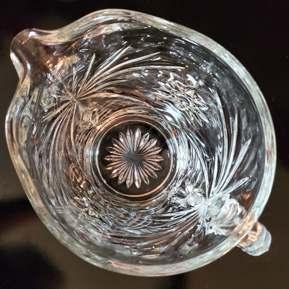 54oz "Prescut AKA Star Of David" Thick Pressed Glass Pitcher by Anchor Hocking - Picture 3 of 16